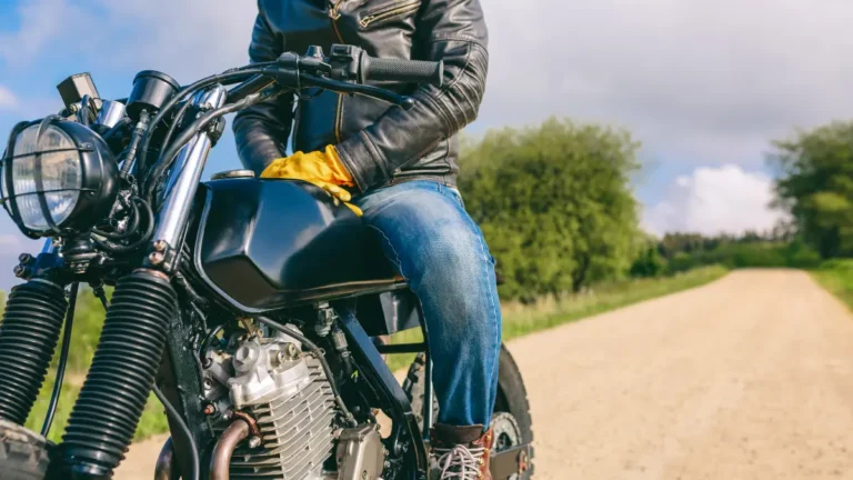 Andar de moto faz mal para próstata